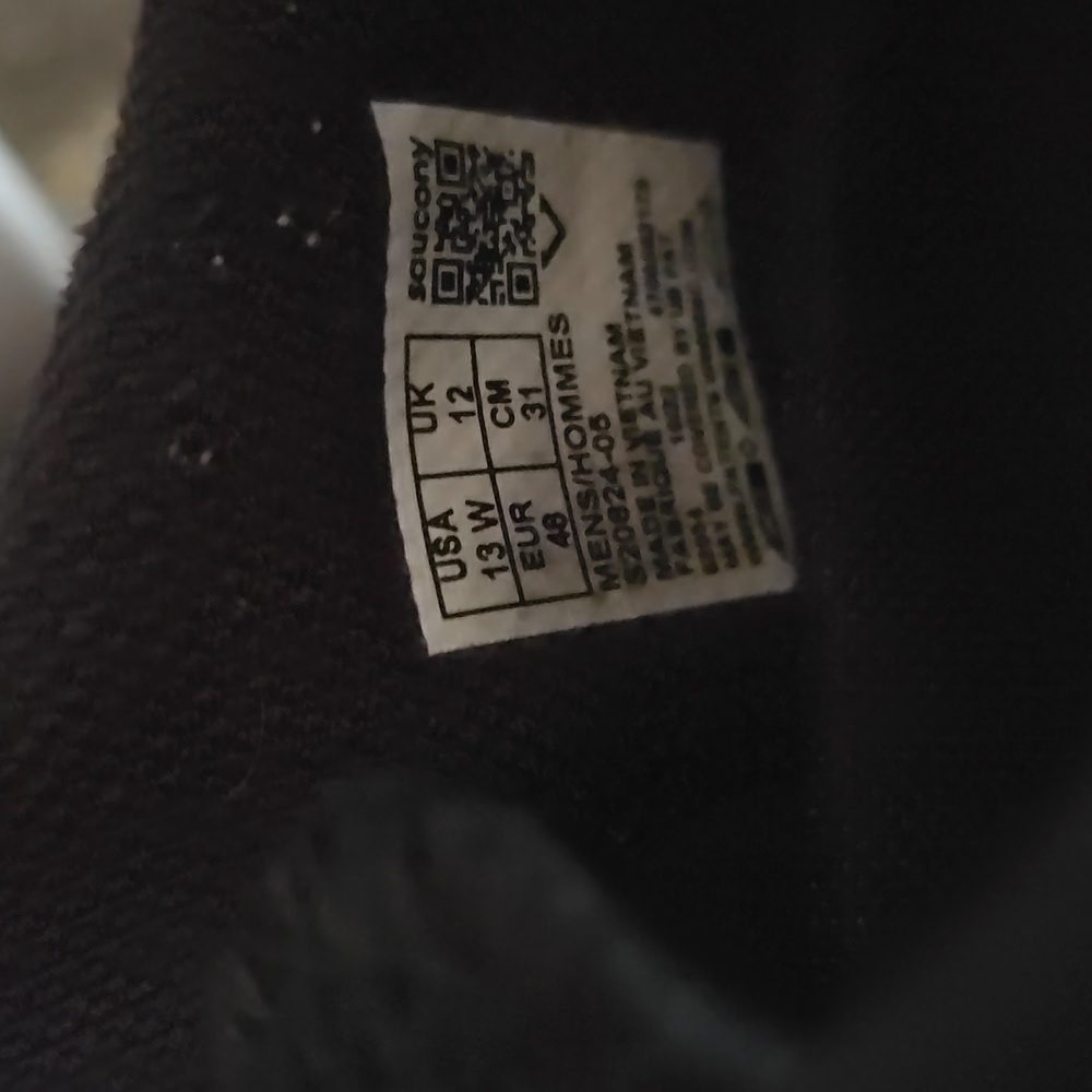 Saucony Kinvara 14 Black and White Athletic Sneakers size - mens 13W EUC - Picture 3 of 4